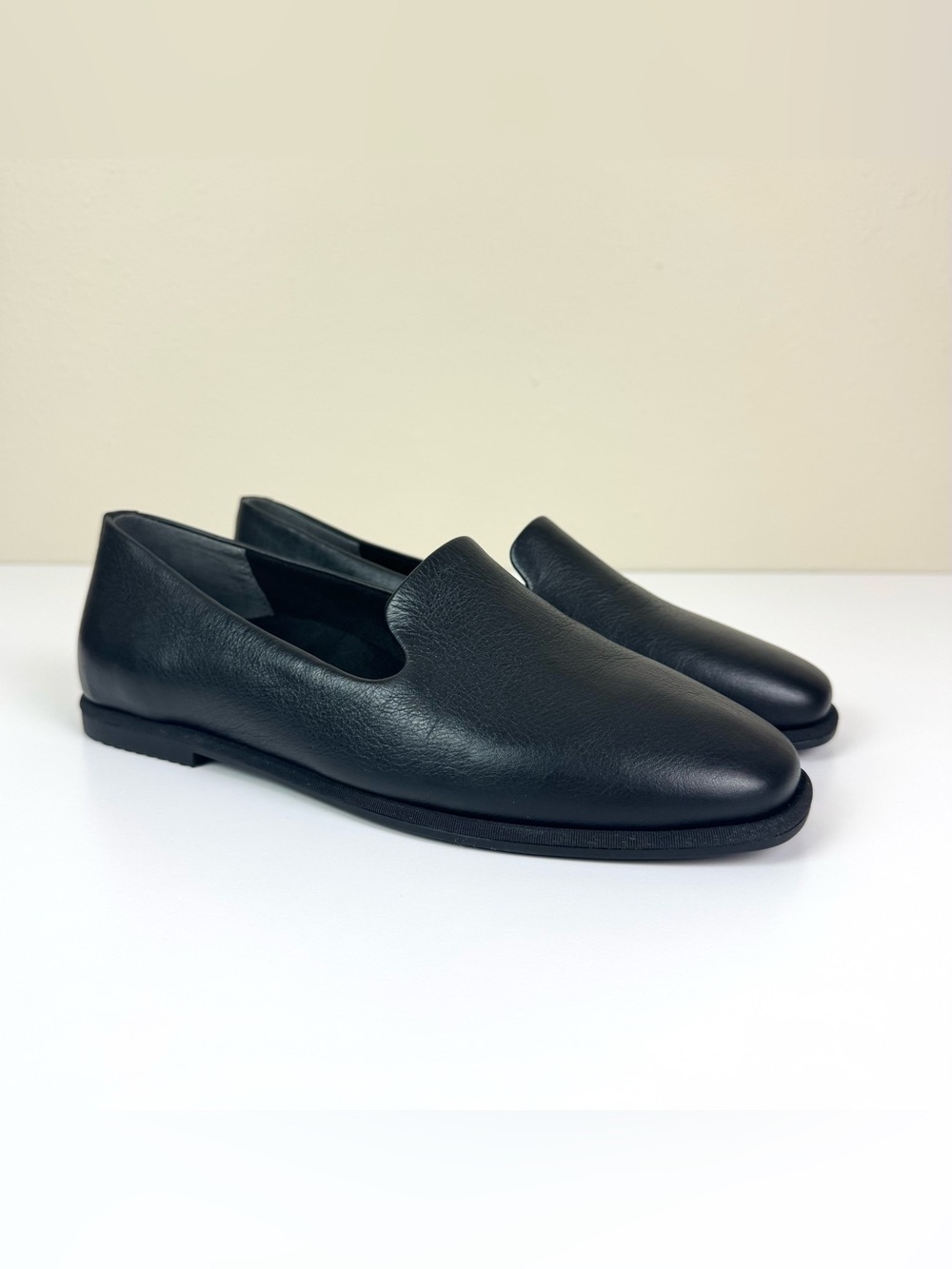 Vionic Willa 2.0 Slip On Flats Loafers Black Leather Size 8.5 M - Picture 3 of 9